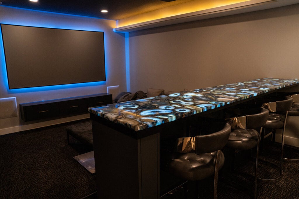 2023_Accelerated_TheaterRoom_DSC03768